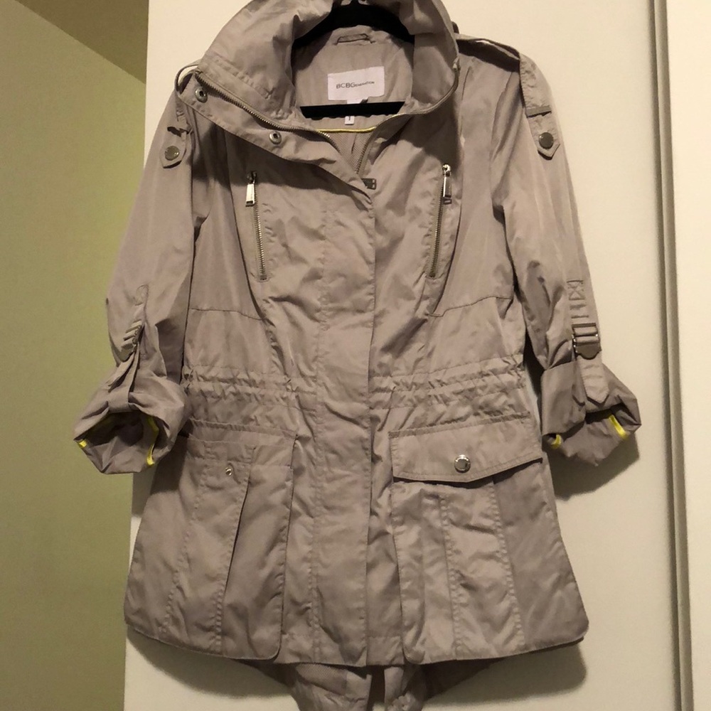 BCBGeneration Anorak - zipped in hood